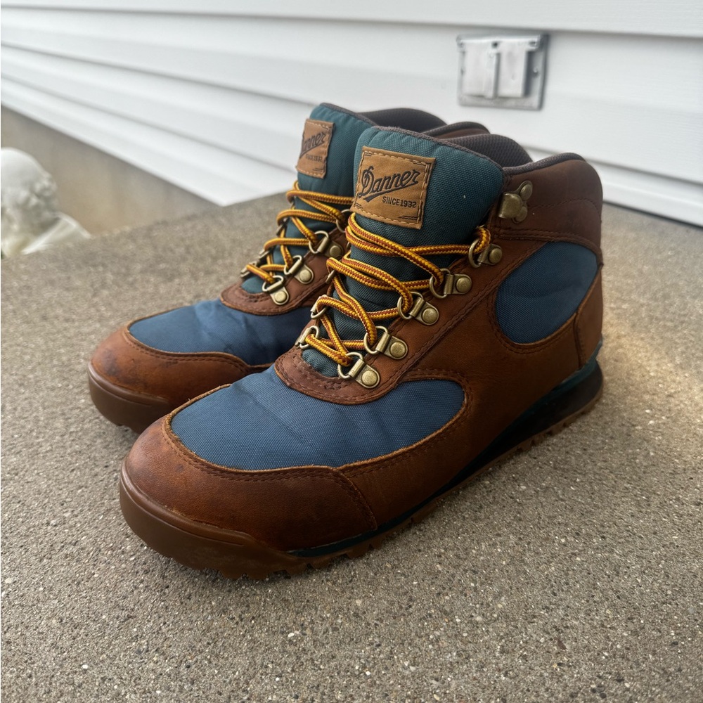 Danner Jag Waterproof Distressed Brown/ Deep Teal Hiking Boots Women’s Size 7.5